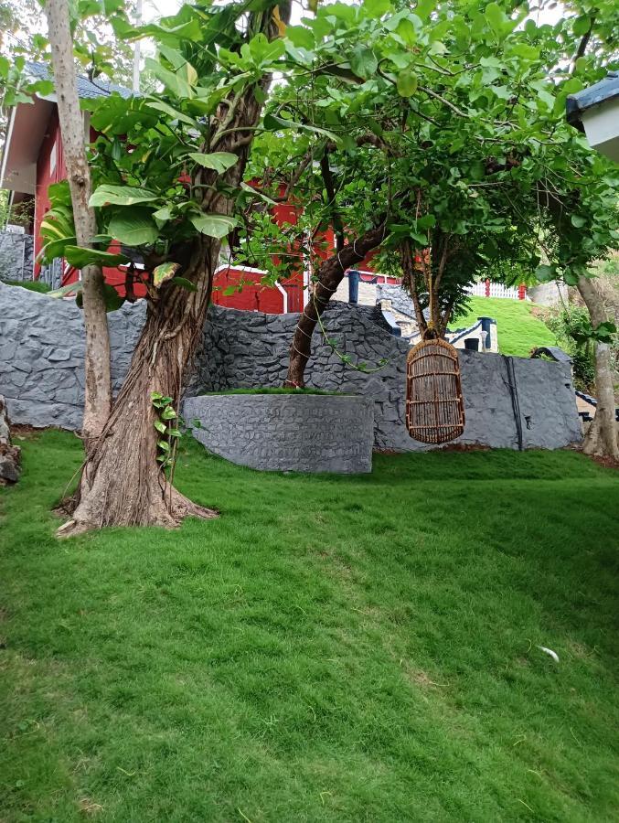 Vip Garden Resort Varkala Bagian luar foto